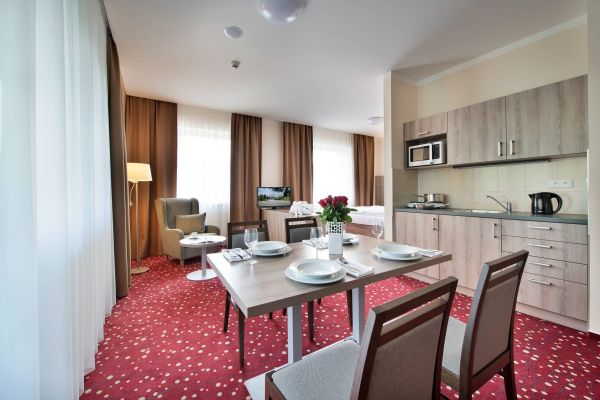 Hotelové pokoje (02)